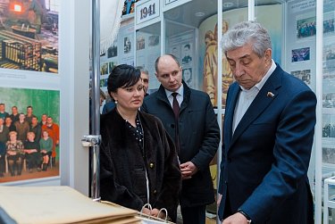 Оренбургский локомотиворемонтный завод отметил 120-летие